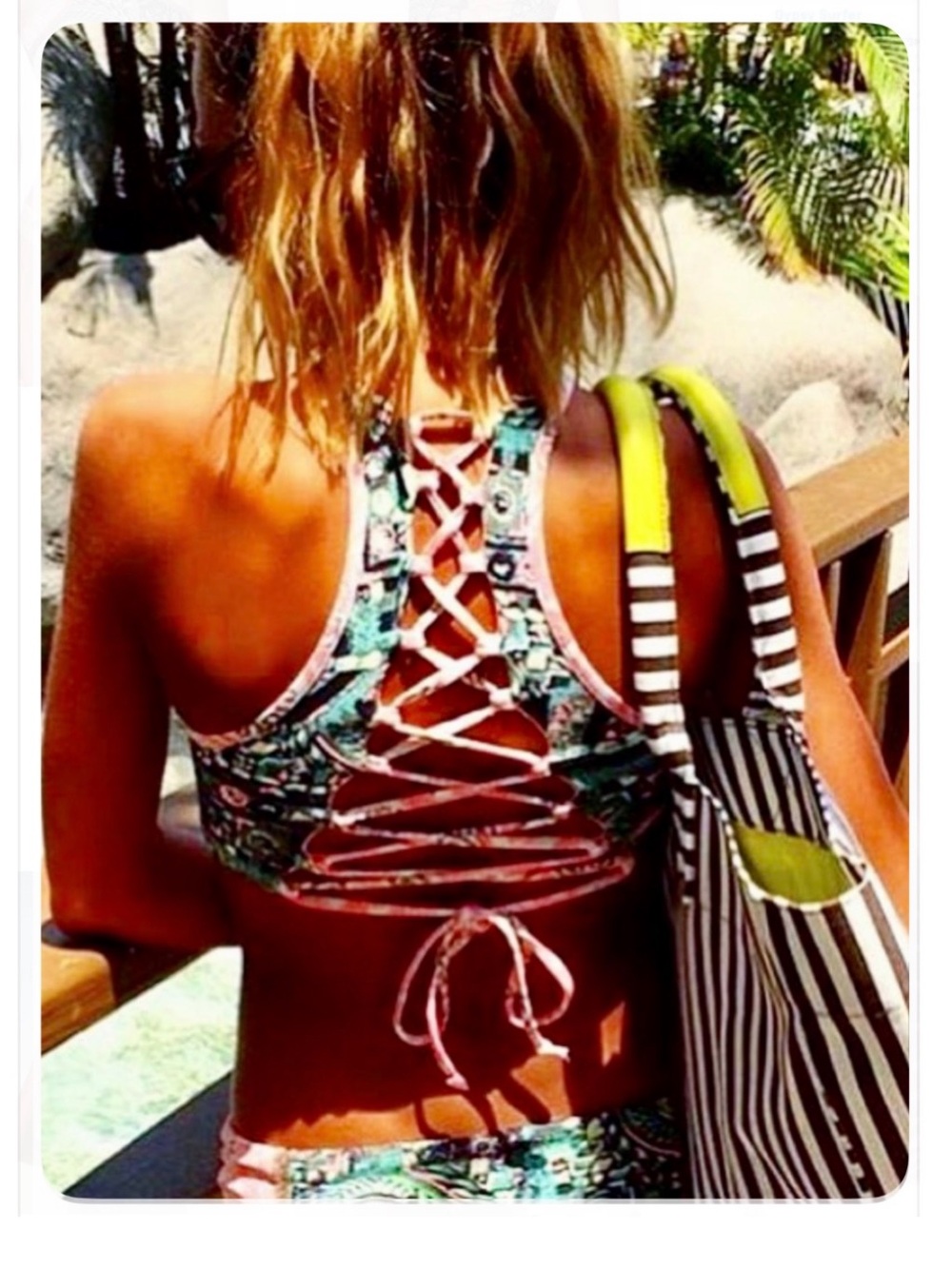 🏄♀️(TOP) Maaji Gypsy Surfer Lace Back Bikini Top- Medium.